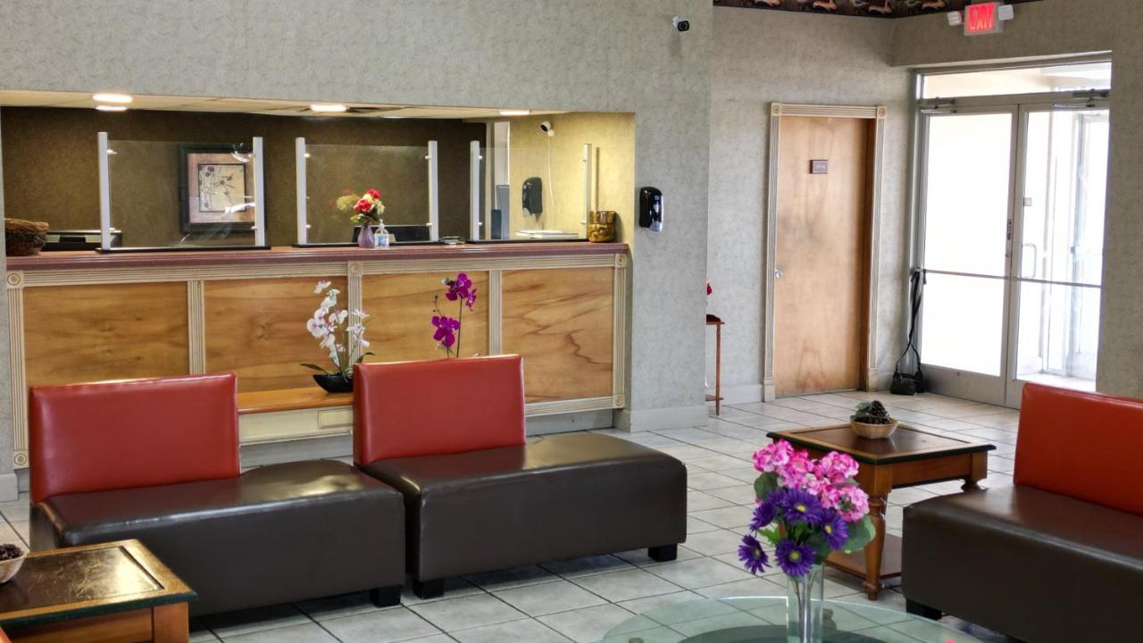 Crossroads Inn & Suites 西孟菲斯 外观 照片
